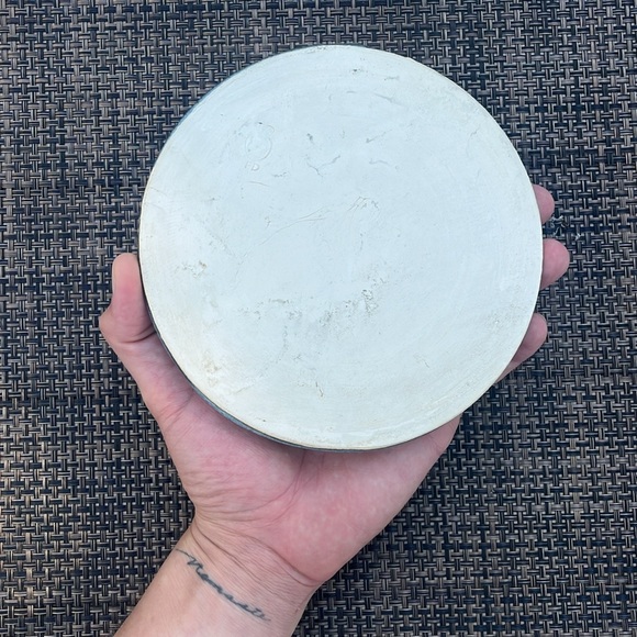 HANDMADE | Saucer Plate Ocean Blue - Picture 5 of 5